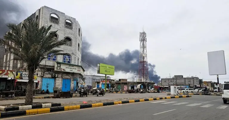 হুতিদের ড্রোন-ক্ষেপণাস্ত্র হামলা